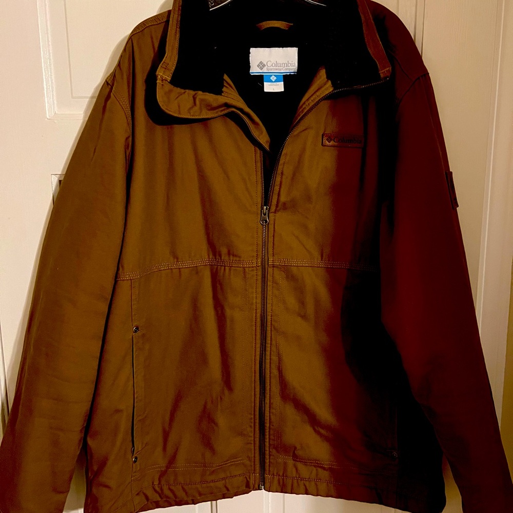 Carhartt brown lined coat.  Mens large